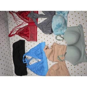 Victorias Secret Pink Lot of 7 XL Bralettes Bra Tops Tanks Sports Bras Lace